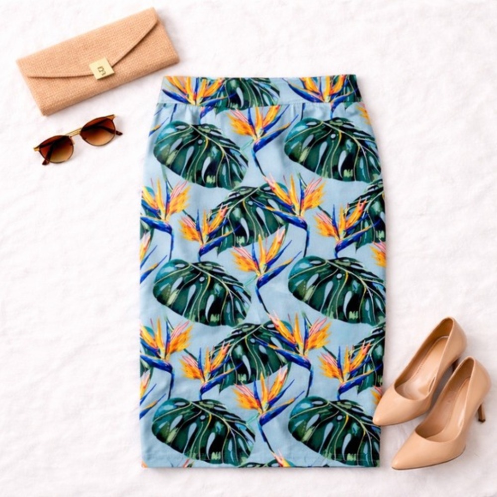 Monroe & Main Women‎ Tropical Midi Pencil Skirt S Blue Floral Stretch Resortwear
